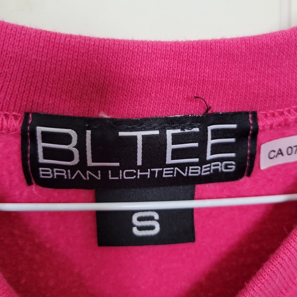 Hot pink crewneck sweater, size small, Brian Lichtenberg - Picture 2 of 2